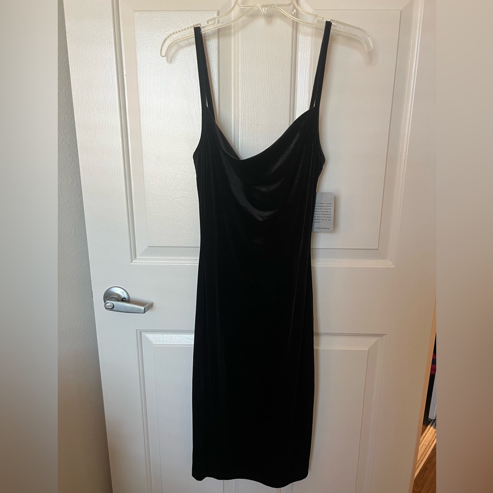 Velvet black dress 🖤